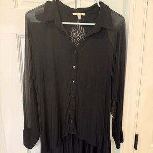 Black shirt with great detail
